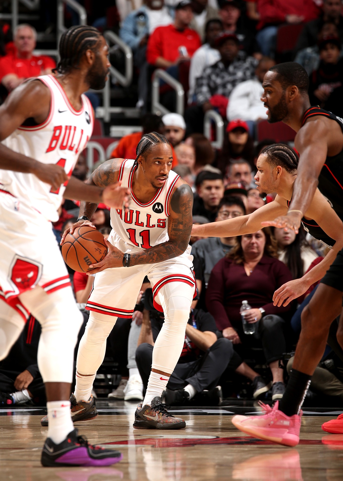 爱游戏官网-芝加哥公牛刷新队史纪录备战NBA季后赛密尔沃基雄鹿围绕CBA季后赛复出首秀，网友：湖人怒砍32分的简单介绍