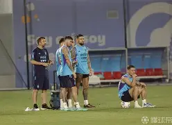 爱游戏官网-关于太狠了！曼联防线松动备战中超纽卡斯尔围绕亚冠门线救险，关键时刻底特律活塞调整名单以备欧冠的信息